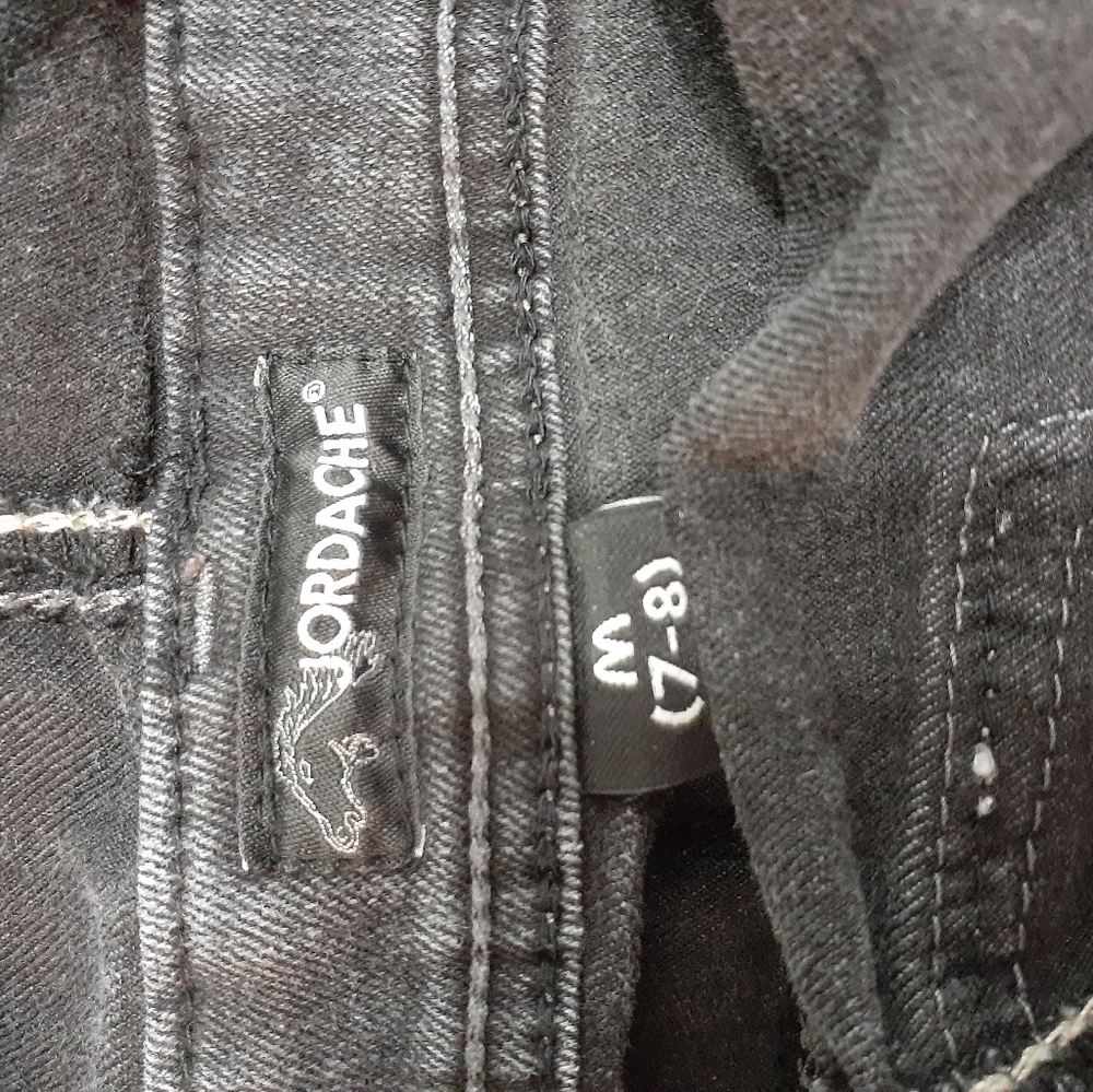 Jeans - Picture 7 of 8